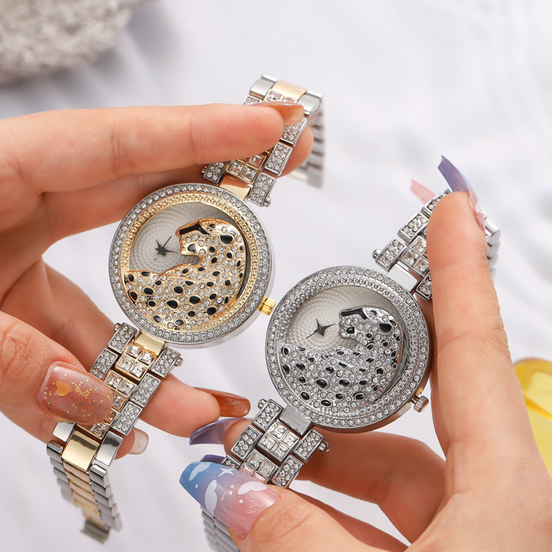 UTHAI H30 Leopard Head Women's - đánh giá và giá Jewelry Clasp Watches