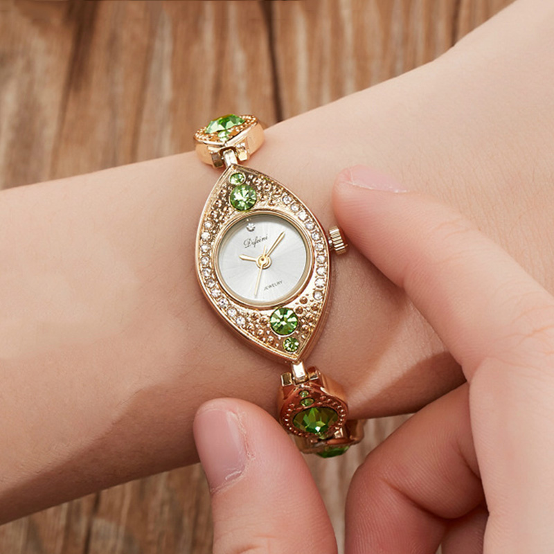 Luxury Women Bracelet Watches  - đánh giá và giá Jewelry Clasp Watches